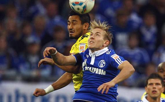 FC Schalke 04 v Borussia Dortmund - Supercup 2011, Lewis Holtby; Ilkay Guendogan