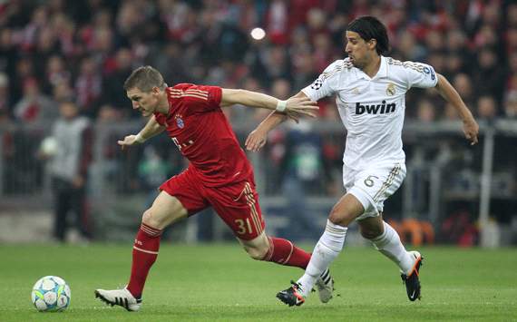 Bayern München v Real Madrid: Bastian Schweinsteiger & Sami Khedira