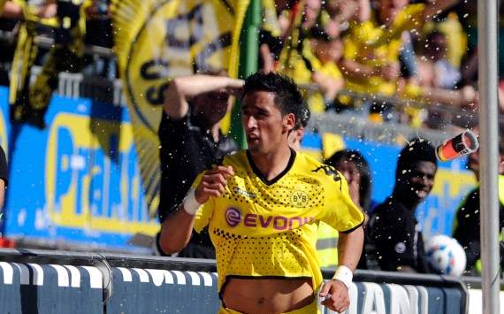 German Bundesliga: 1. FC Kaiserslautern - Borussia Dortmund, Lucas Barrios
