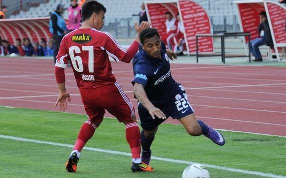 STSL: Doka (İstanbul BB) - Uğur Kavuk (Sivasspor)
