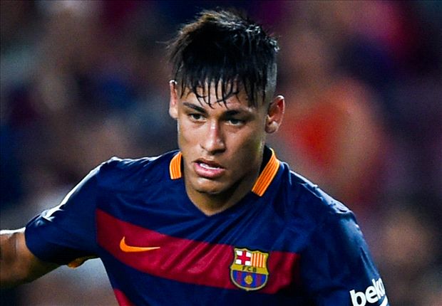 Neymar: Barcelona can relax over Manchester United talk