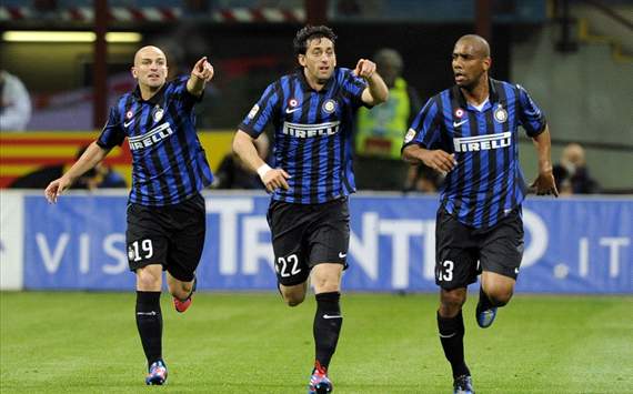 Esteban Cambiasso, Diego Milito, Maicon - Inter-Milan - Serie A (Getty Images)