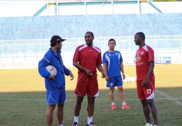 Lancine Kone dan Morimakan Koita sudah mengikuti latihan Arema Cronus