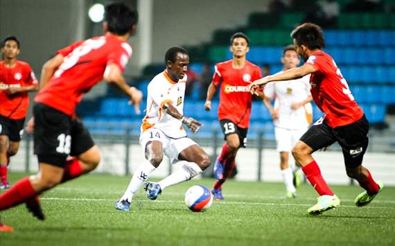 Hougang United, Young Lions, Mamadou Diallo
