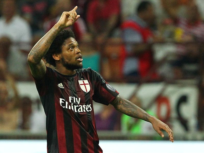AC Milan 2-1 Empoli: Luiz Adriano fires Rossoneri to victory