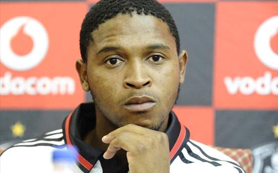Orlando Pirates player Thandani Ntshumayelo