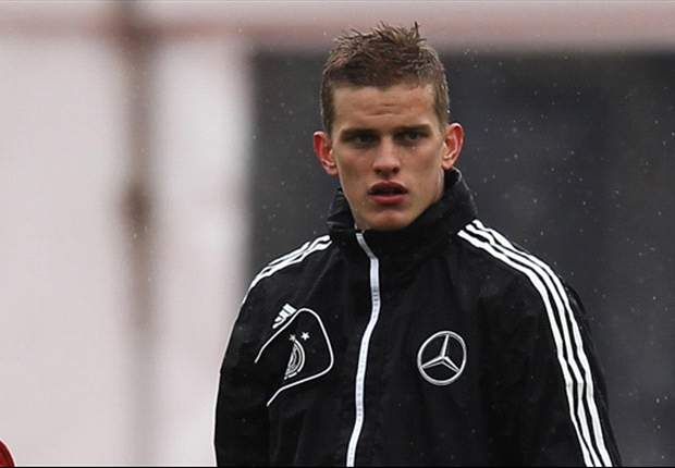 Amical, ALL - Bender en renfort