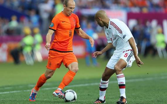 Arjen Robben vs Simon Poulsen, Netherlands - Denmark, Euro 2012