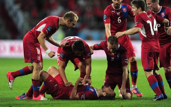 Petr Jiracek, Czech Republic celebrating