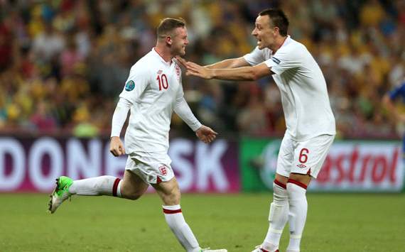 UEFA EURO 2012 :Wayne Rooney - John Terry, England v Ukraine