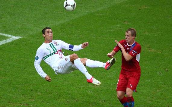 UEFA EURO 2012, Czech Republic v Portugal,Cristiano Ronaldo
