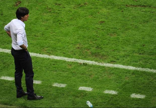 Euro 2012, ALL - Low : "J'ai du faire des changements"
