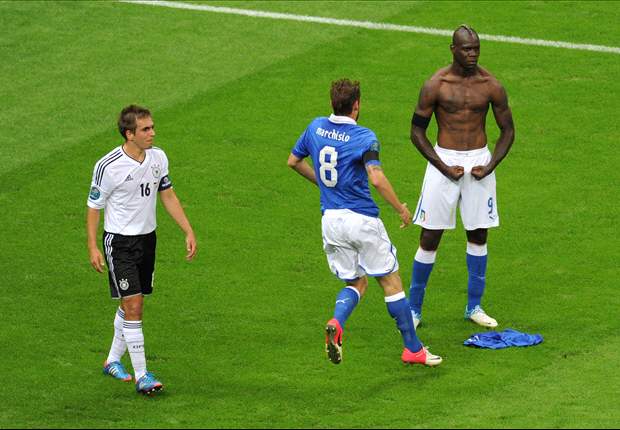 ITA, Milan - Balotelli a commandé sa statue !