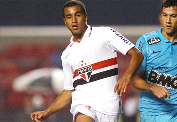 Transferts - L'agent de Lucas blinde son joueur