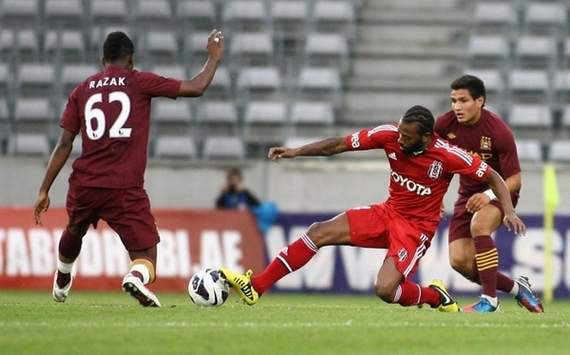STSL: Manuel Fernandes (Besiktas) - Abdul Razak (Manchester City)