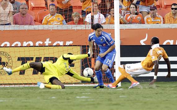 Macoumba Kandji, Donovan Ricketts; Montreal Impact - Houston Dynamo