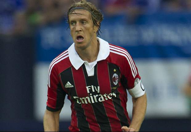 Transferts - Ambrosini plaisante sur Kaka