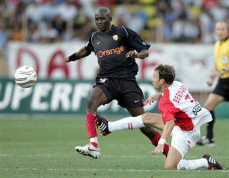 Alou Diarra of Lens (AFP)