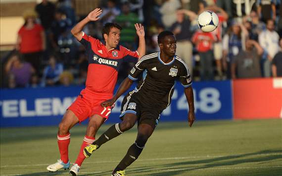 Simon Dawkins, Pavel Pardo; Chicago Fire - San Jose Earthquakes