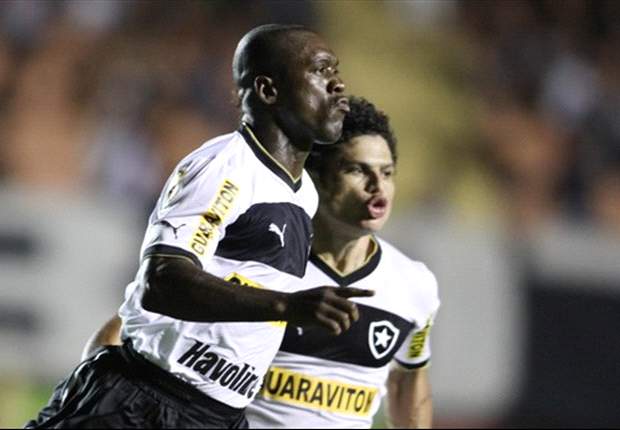 BRE - Premier but pour Seedorf