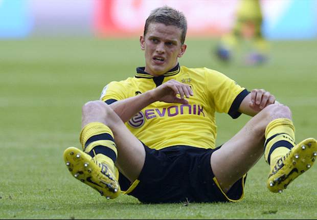ALL, Dortmund - Nez cassé pour Bender