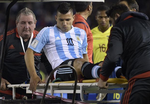 Aguero in tears after suffering hamstring injury on Argentina duty
