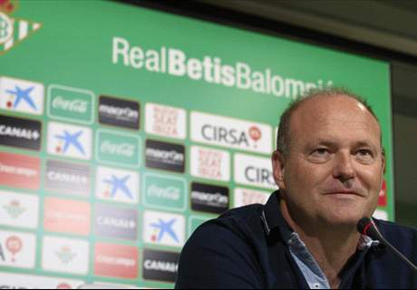 Betis anuncia troca de treinador