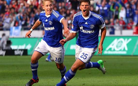 Hannover vs Schalke - Lewis Holtby, Klaas-Jan Huntelaar
