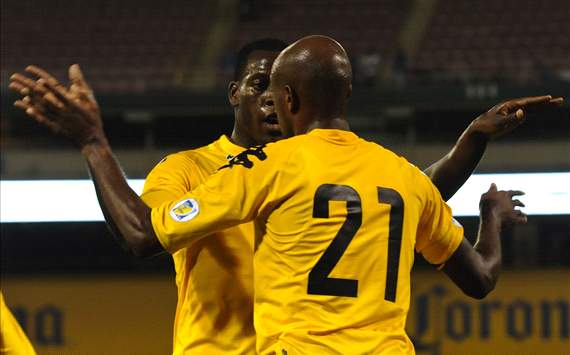 Luton Shelton, Je-Vaughn Watson, Jamaica