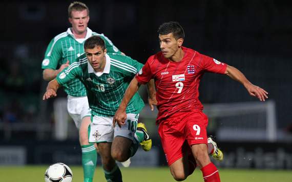 Northern Ireland vs Luxembourg, Aaron Hughes & Daniel Alves Da Mota