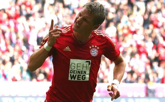 Germany: Bayern Munich - FSV Mainz 05, Bastian Schweinsteiger celebrates