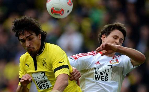 Germany: Borussia Dortmund - Bayer Leverkusen, Mats Hummels, Jens Hegeler