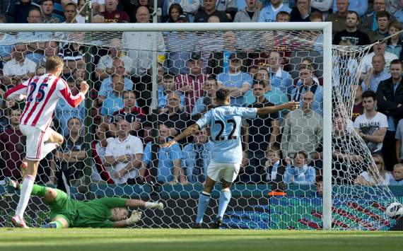 EPL - Stoke City vs Manchester City, Peter Crouch