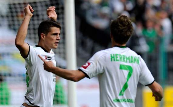 Borussia Mönchengladbach - 1. FC Nürnberg: Granit Xhaka und Patrick Herrmann