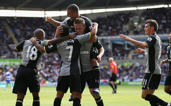 EPL - Reading vs Tottenham, Jermain Defoe & Aaron Lennon