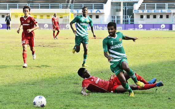 Anthony D'Souza in action at the JRD Tata Sports Complex,Federation Cup 2012