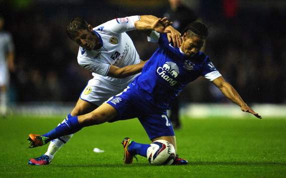Pienaar Leeds Everton