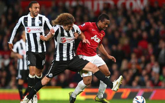 Capital One Cup, Manchester United v Newcastle United, Anderson, Fabricio Coloccini