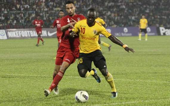 Bilal Najjarin of Churchill Brothers SC and Edeh Chidi of East Bengal, Federation Cup 2012
