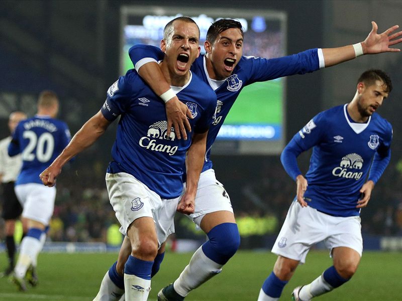 Everton 1-1 Norwich City (aet, 4-3 on penalties): Martinez's men through to last eight on penalties