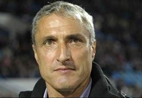 Auxerre, Casoni confirmé