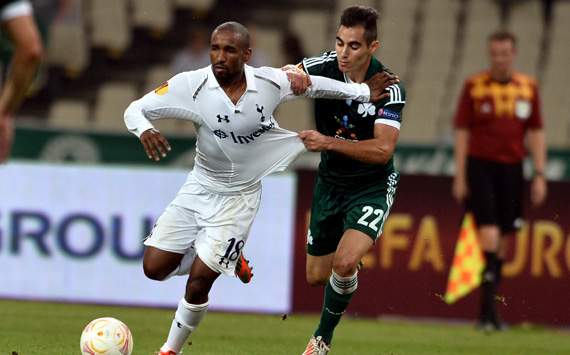 Europa League - PANATHINAIKOS-TOTTENHAM, Jermain Defoe and Stergos Marinos