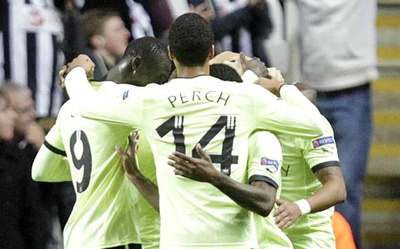 UEFA Europa League, Newcastle v Bordeaux, Papiss Cisse, James Perch