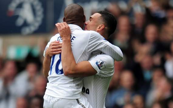 EPL - Tottenham Hotspur v Aston Villa, Jermain Defoe and Steven Caulker