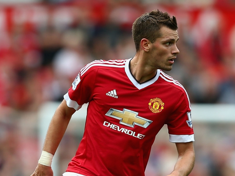 Schneiderlin: Teams go on the defensive against Manchester United