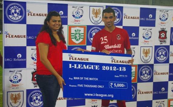 Sharon Alemao D'Costa handing man of the match award to Akram Moghrabi, Churchill Brothers SC v ONGC FC, I-League