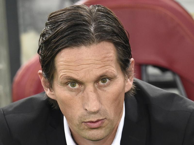 Schmidt eyes Barcelona scalp for Leverkusen