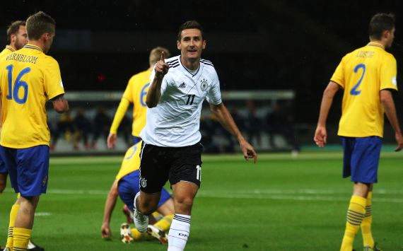 Miro klose trifft gegen Schweden, WM-Quali