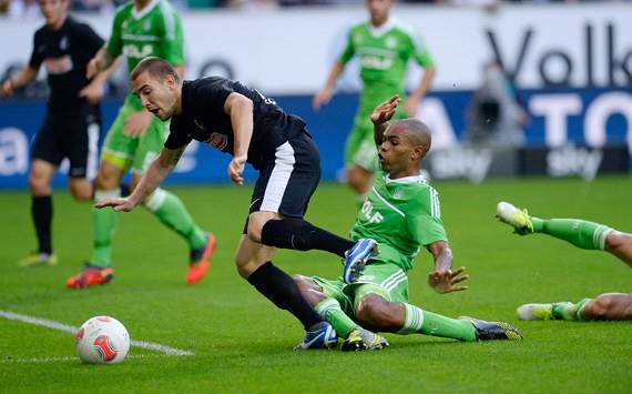 VfL Wolfsburg v SC Freiburg: Erik Jendrisek & Naldo