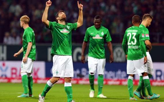Werder Bremen führt gegen Gladbach